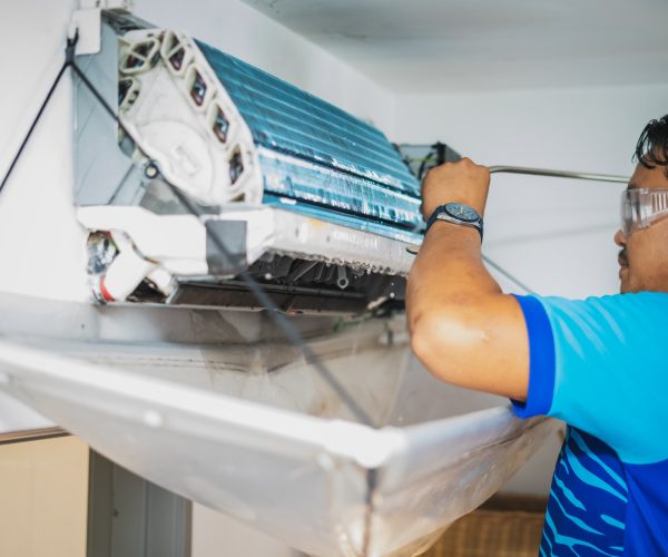 Cleaning air conditioner indoors